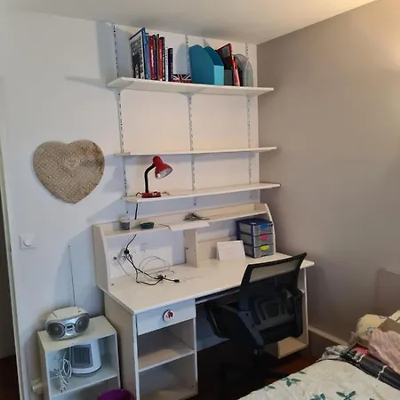 De 11 M2 Avec Balcon Paris
