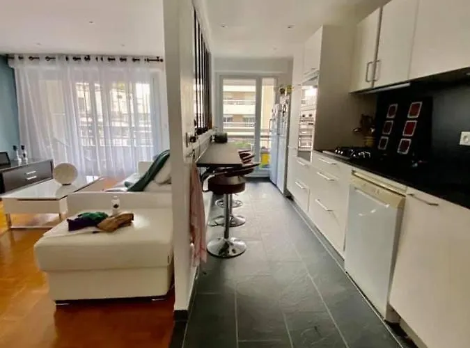 民宿 De 11 M2 Avec Balcon